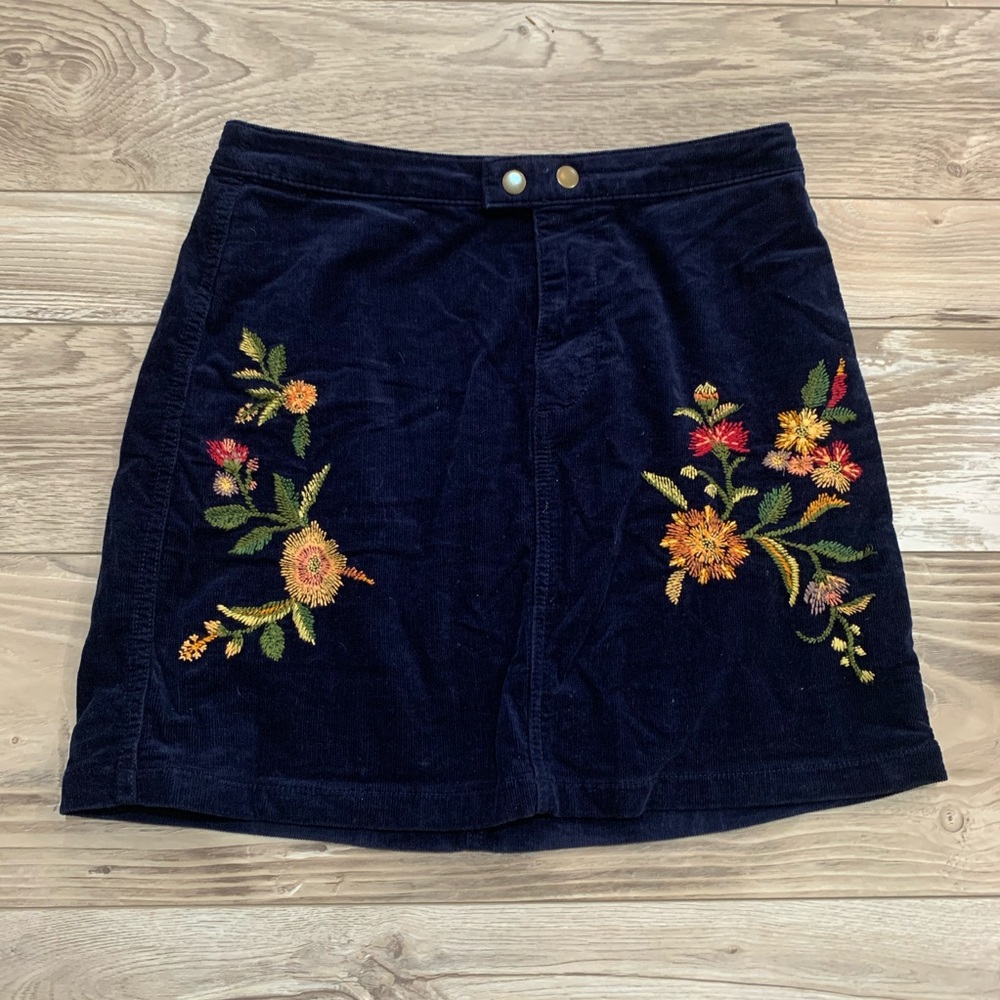 Navy corduroy miniskirt with floral embroidery